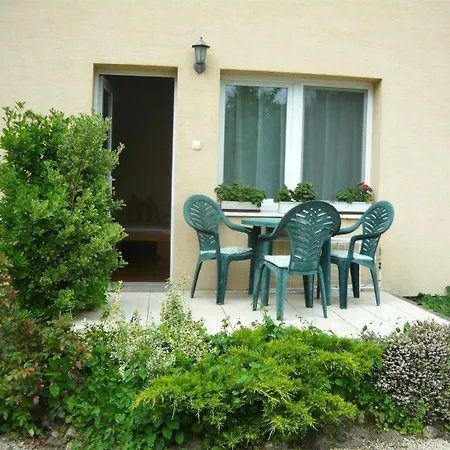 House And Apts. In Balaton 26303