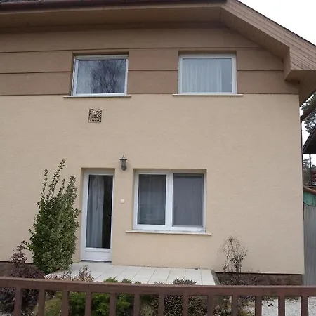 House And Apts. In Balaton 26303 Apartamento *
